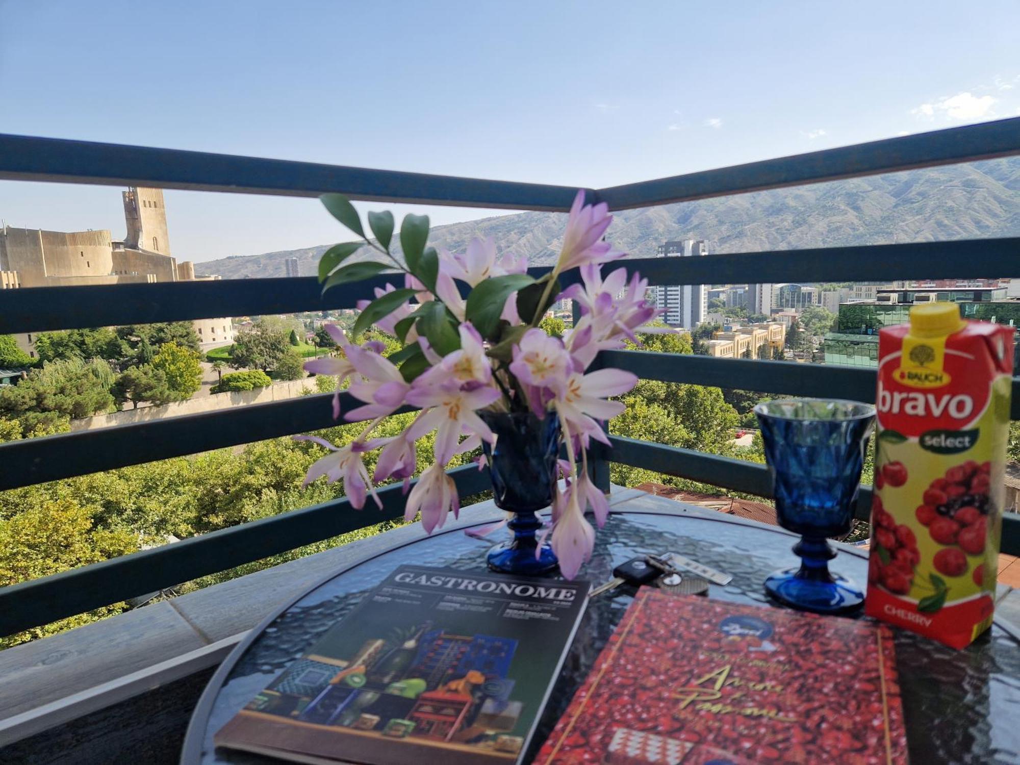 Fantaflat Old Tbilisi Apartment エクステリア 写真