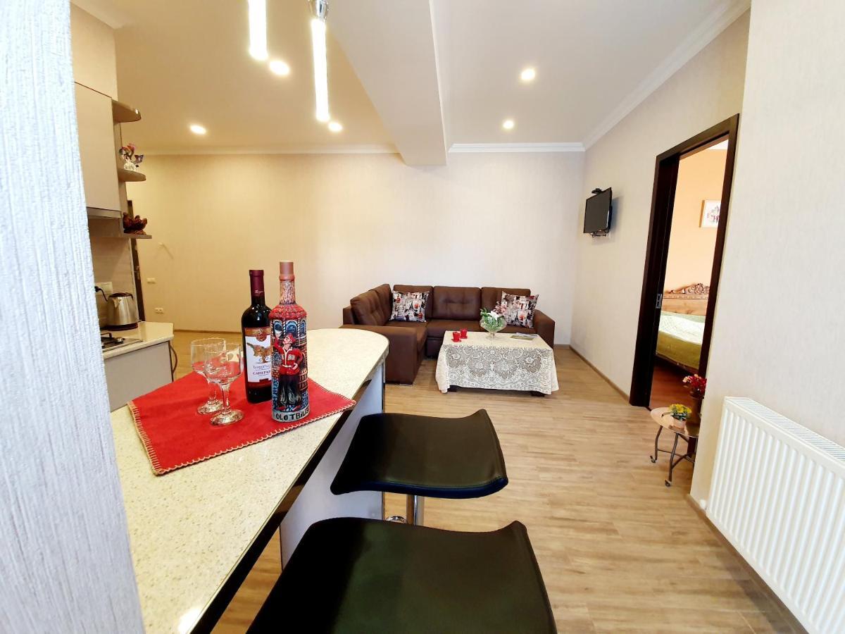 Fantaflat Old Tbilisi Apartment エクステリア 写真