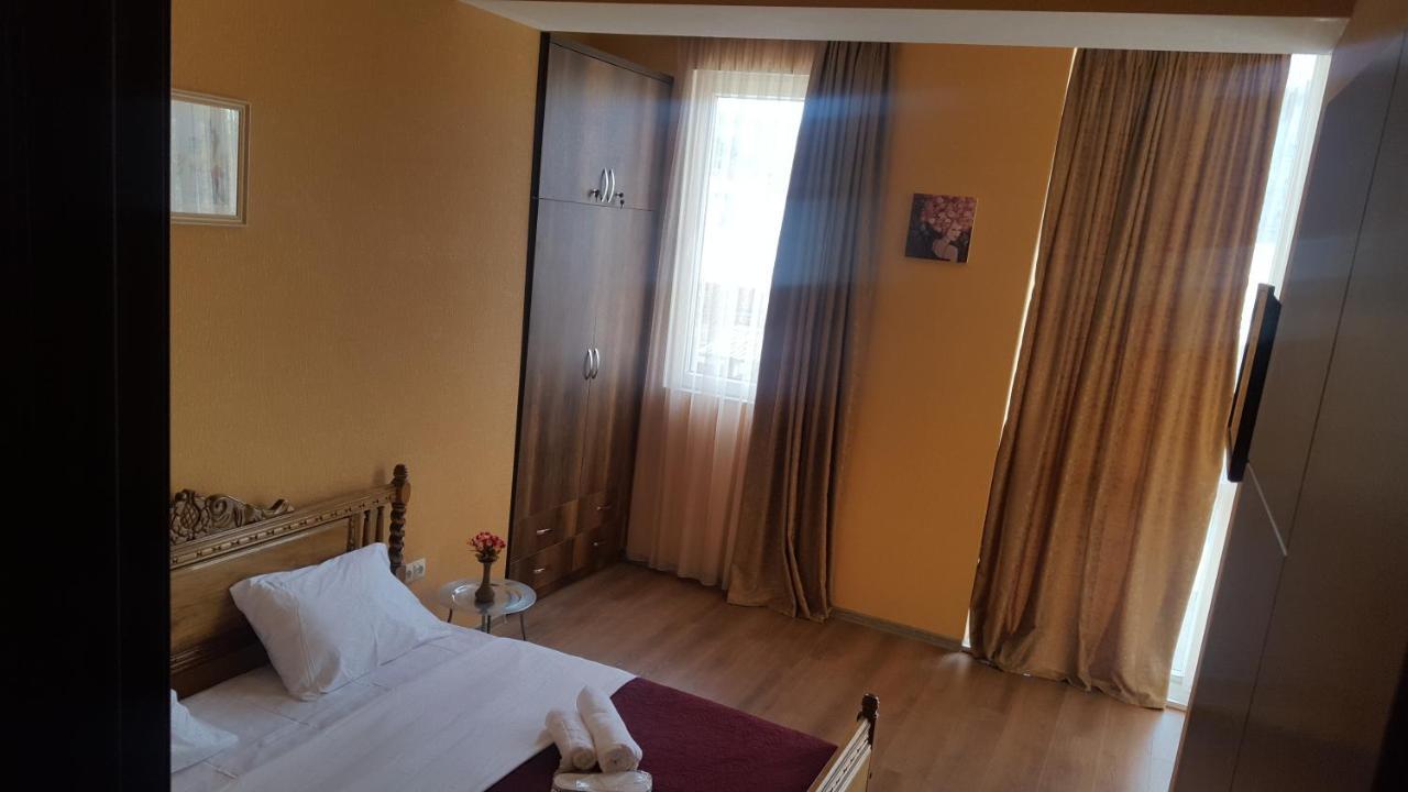 Fantaflat Old Tbilisi Apartment エクステリア 写真