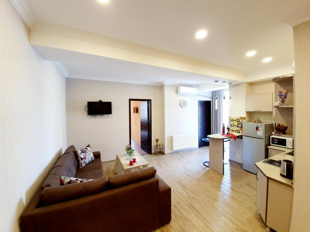 Fantaflat Old Tbilisi Apartment エクステリア 写真