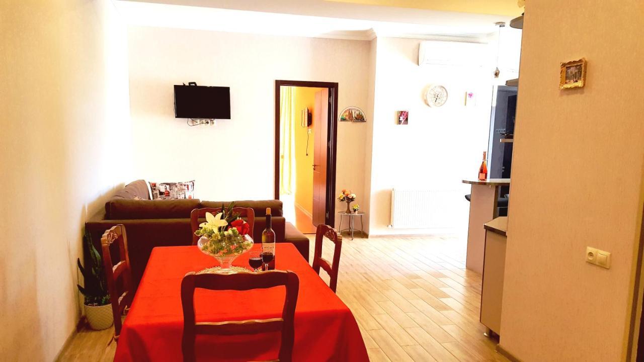Fantaflat Old Tbilisi Apartment エクステリア 写真